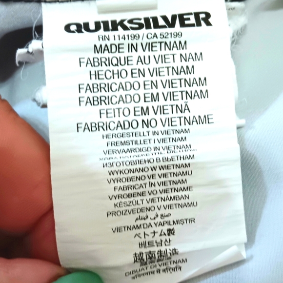 Quicksilver Board Shorts 34 Pocket and Hook & Loop Fly Surf Beach - Picture 10 of 12